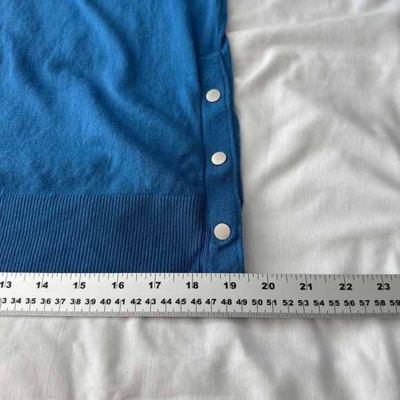 CASLON Women's Lightweight Long Sleeve Sweater Blue Size Small Snap Up Side Hem - Picture 11 of 13